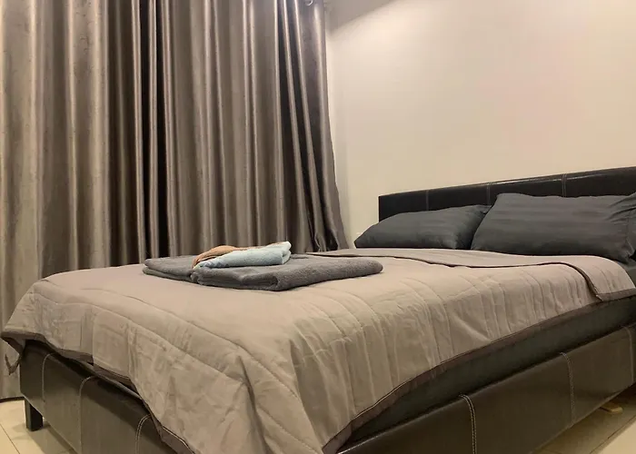 Arcadia Beach 网红水系公寓一房 Nice Pool View 专业的健身房 桑拿 中心位置 交通便利 Smart Tv Wifi