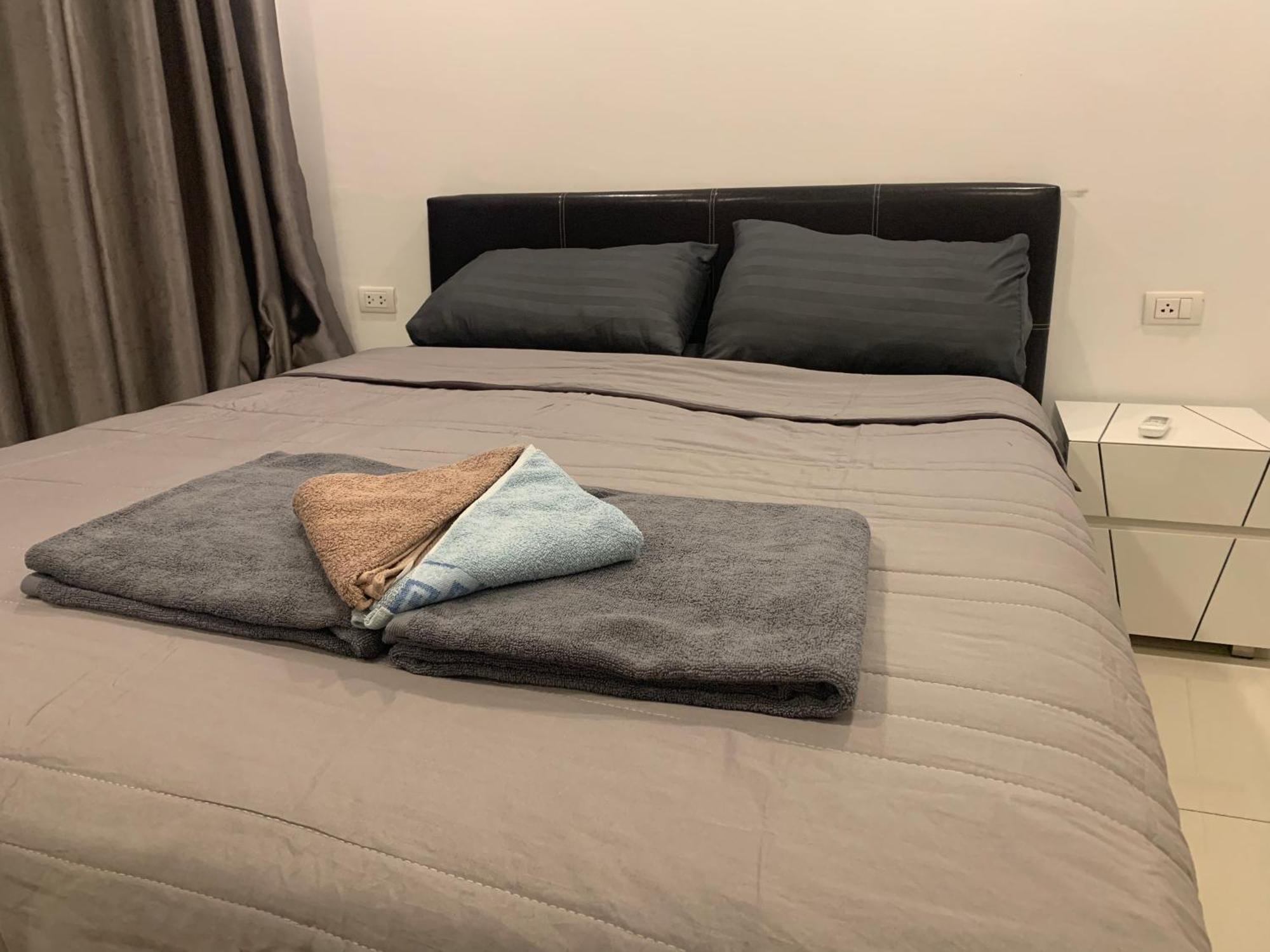Apartemen Arcadia 网红水系公寓一房 Pool View 专业的健身房 桑拿 中心位置 交通便利 Smart Tv Wifi
