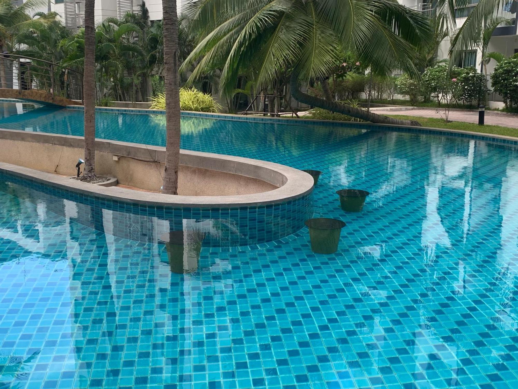 Arcadia 网红水系公寓一房 Pool View 专业的健身房 桑拿 中心位置 交通便利 Smart Tv Wifi Pattaya