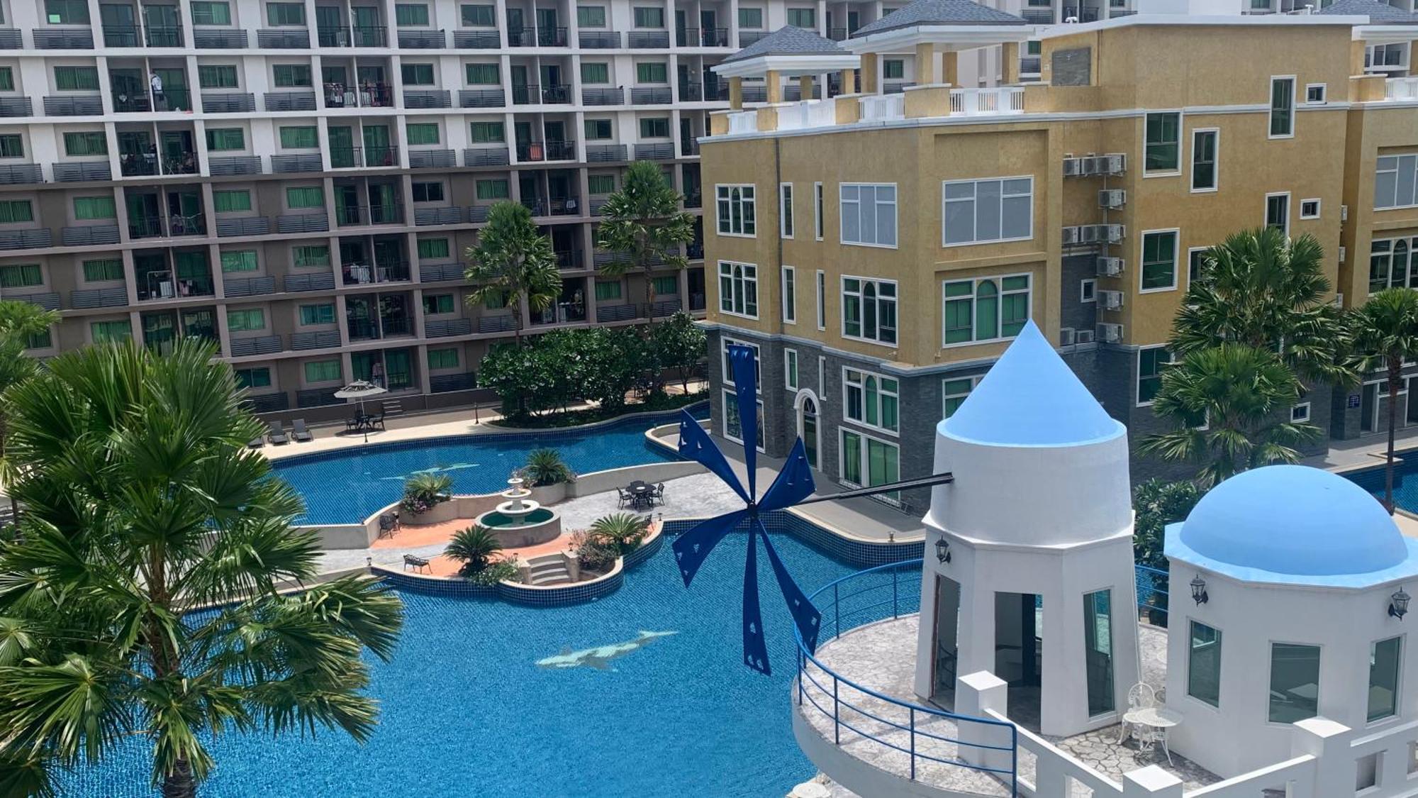 Arcadia 网红水系公寓一房 Pool View 专业的健身房 桑拿 中心位置 交通便利 Smart Tv Wifi Apartemen Pattaya